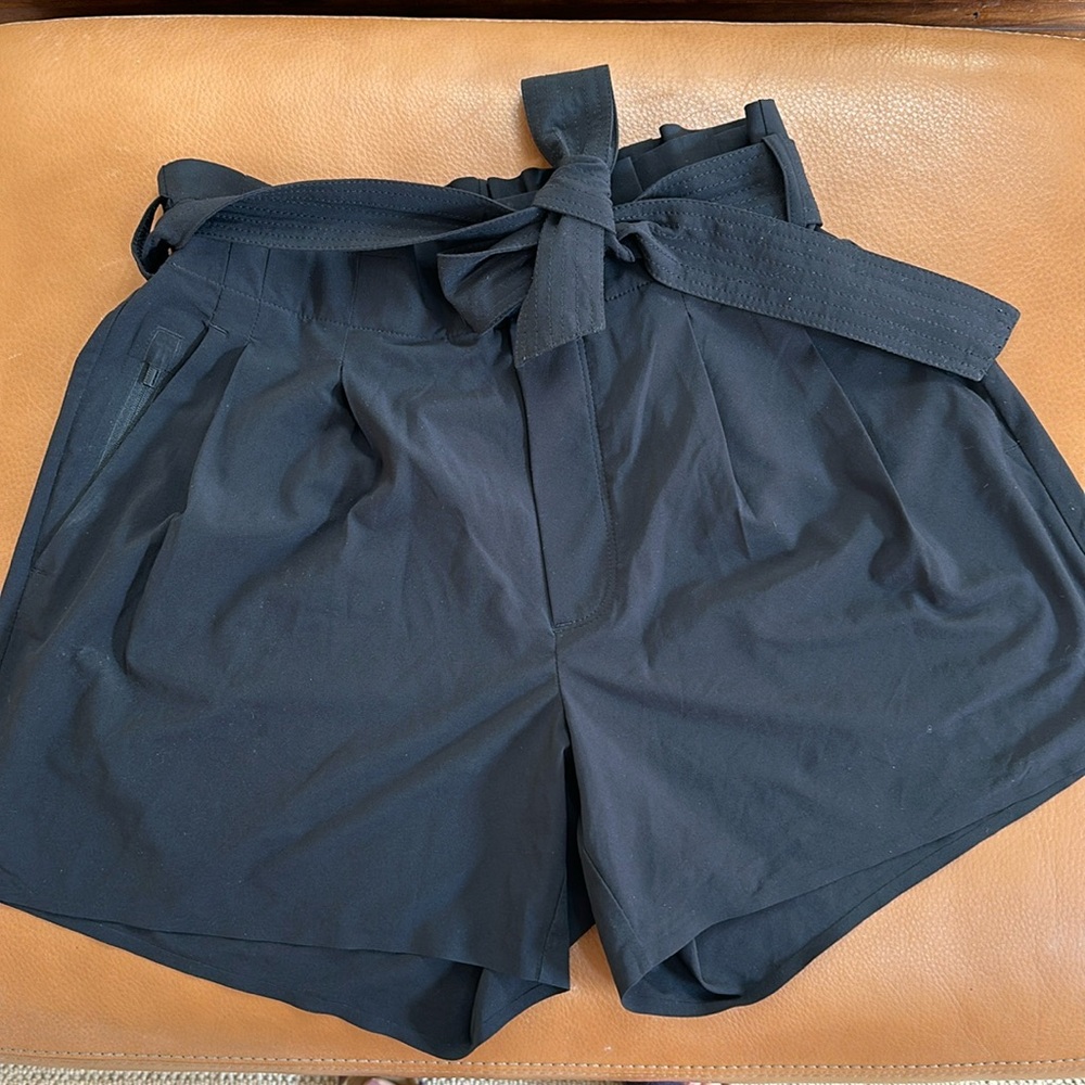 Lightweight short